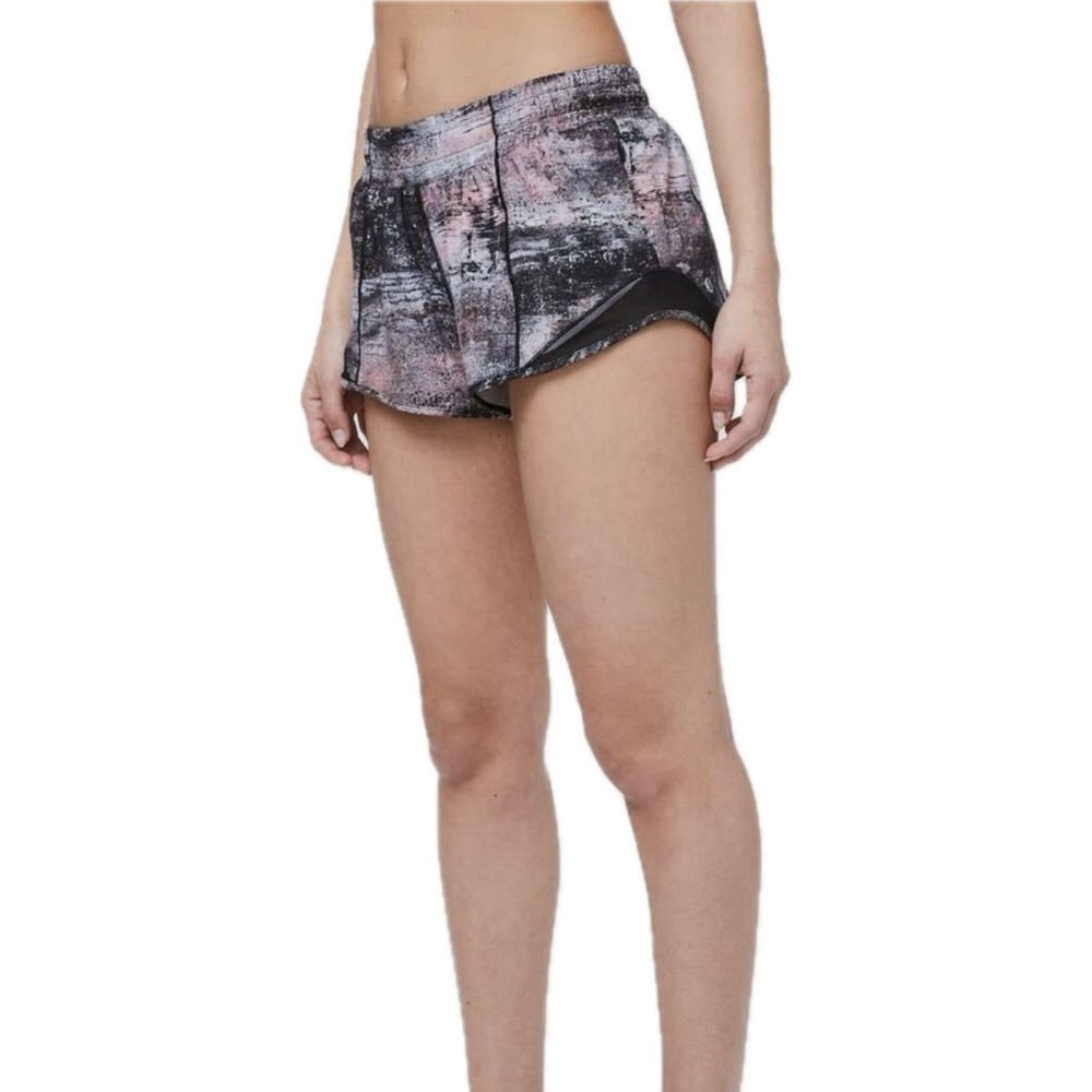 Lululemon Hotty Hot Short II *2.5" Azurite Poppy Coral Multi